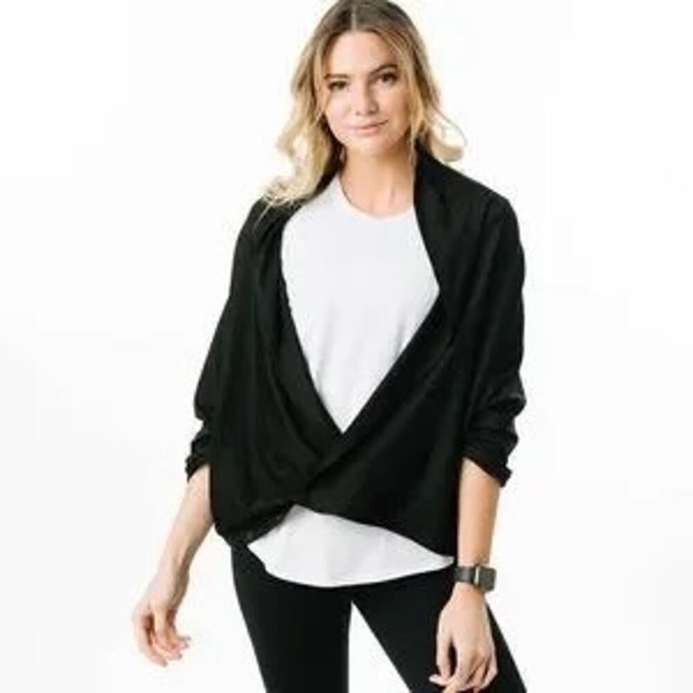 Zyia Black Classic Infinity Scarf Convertible Wrap Shawl Shrug Cowl Gaiter New